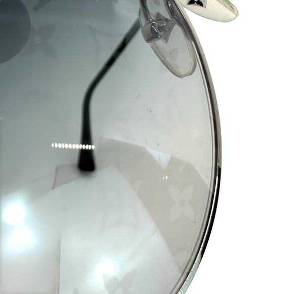 Louis Vuitton Monogram Conspiracion Pilot Sunglasses - Picture 10 of 10
